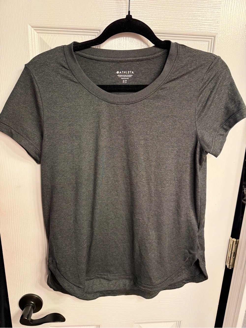 Athleta Short Sleeve Crew Tee in Charcoal
